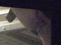 πορνό σεξ Ξανθιά μητριά εξαπλώνεται για θετό καυλιάρης