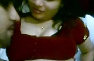 πορνό σεξ Πανέμορφο ώριμη μητέρα με πεινασμένο μουνί