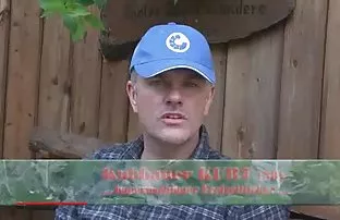 πορνό σεξ Σέξι μελαχρινή παίρνει μεγάλα βυζιά της και στόμα fucked από ένα μεγάλο μαύρο κρουνός