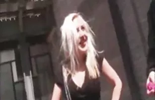 πορνό σεξ Ώριμη μητέρα γυναικείος ενώ παίζουμε κόλπο της