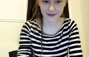 πορνό σεξ Αφέντρα αγνότητα σκλάβος πείραζαν