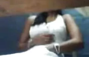 πορνό σεξ Hot ερασιτεχνικό ώριμη μαμά και σύζυγος σίτιση το παλιό μουνί