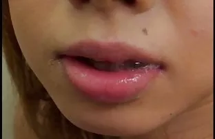 πορνό σεξ Kiara μαμάδες mia βγάζοντας έξω