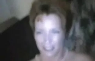 πορνό σεξ Μελαχρινή σύζυγος παίρνει το bbc στο κόμμα