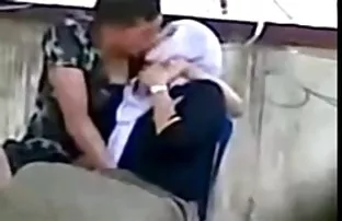 πορνό σεξ AI αισθάνεται σαν αυνανισμό στην κάμερα