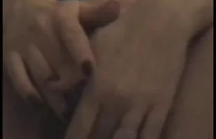 πορνό σεξ Hot μητέρα είναι από νεαρό άνδρα πατήσαμε στο γκαράζ