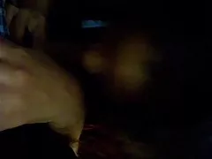 πορνό σεξ Πορνοστάρ busty μαμά παίρνει σκατά και facialized