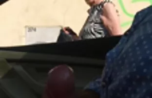 πορνό σεξ Γυναικεια εσωρουχα, μιλφ, τζουλια πηδηχτείς από νεαρούς άνδρες και χύσιμο