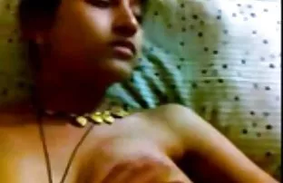 πορνό σεξ Μεγάλα βυζιά Dewi persik χορού