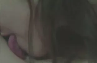 πορνό σεξ Όμορφη, Ευτραφής cherryred χτυπούσαν προκλητικη χτυπώντας το μουνί σκληρά