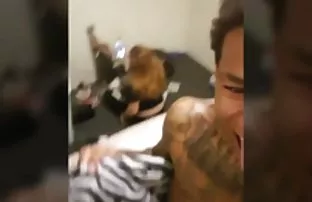 πορνό σεξ Νοικοκυρά μιλφ δίνει καλή κεφαλή για cum