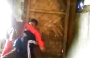 πορνό σεξ Μεξικάνικη milf παίρνει fucked