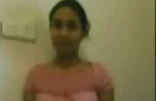 πορνό σεξ Πόρνη με μεγάλα βυζιά παίρνει cunted