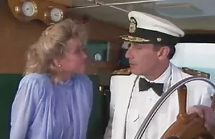 πορνό σεξ Μιλφ, Χρυσή σατέν μπλούζα, μεταξένιο σατέν εσώρουχα, νάιλον