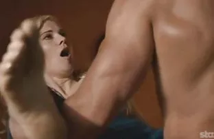 πορνό σεξ Χυμώδης milf ξανθιά παίρνει μεγάλο κώλο καρφωμένα