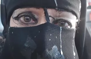 πορνό σεξ Δρομέας απολαμβάνει επούλωση χέρια μια milf κάλτσες