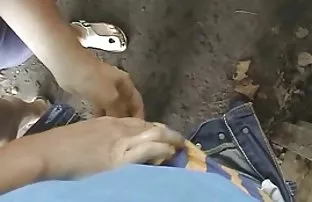 πορνό σεξ Ηλικίας γυναίκα παίρνει έγλειψε και σκατά από τον εραστή της νεότερους