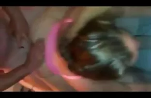 πορνό σεξ Μητέρα θέλει σκατά και να αποπλανήσει φίλο της κόρης του να fuck