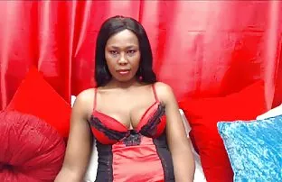 πορνό σεξ Bustybrunette ώριμος / κολλά το πουλί του στο υγρό μουνί